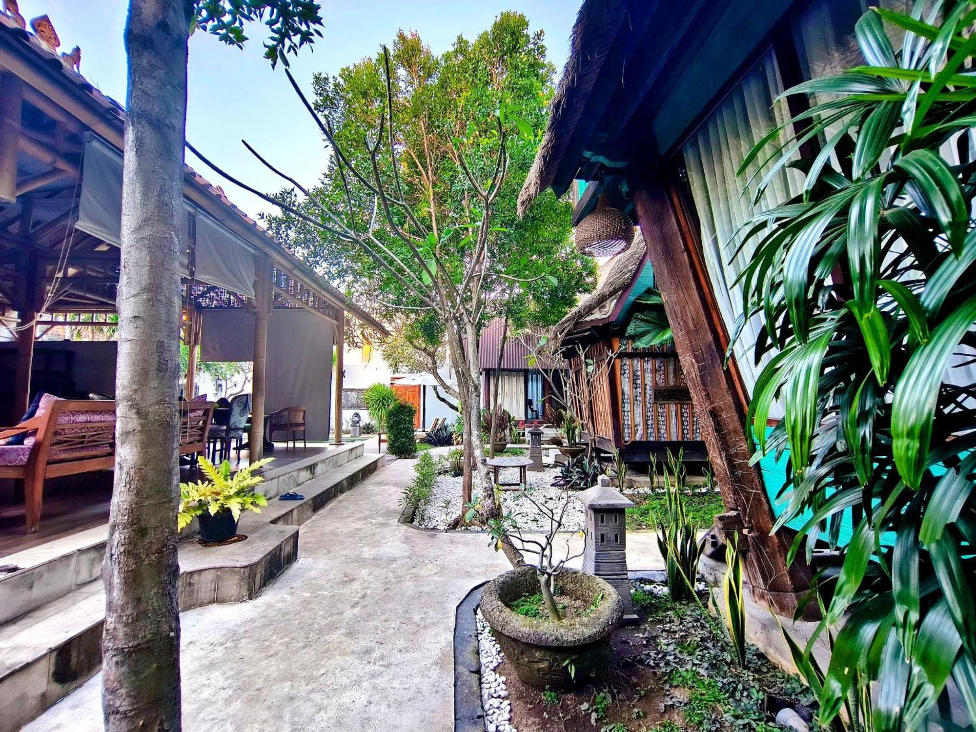 Panda Lumbung Bed & Breakfast Sanur Екстериор снимка