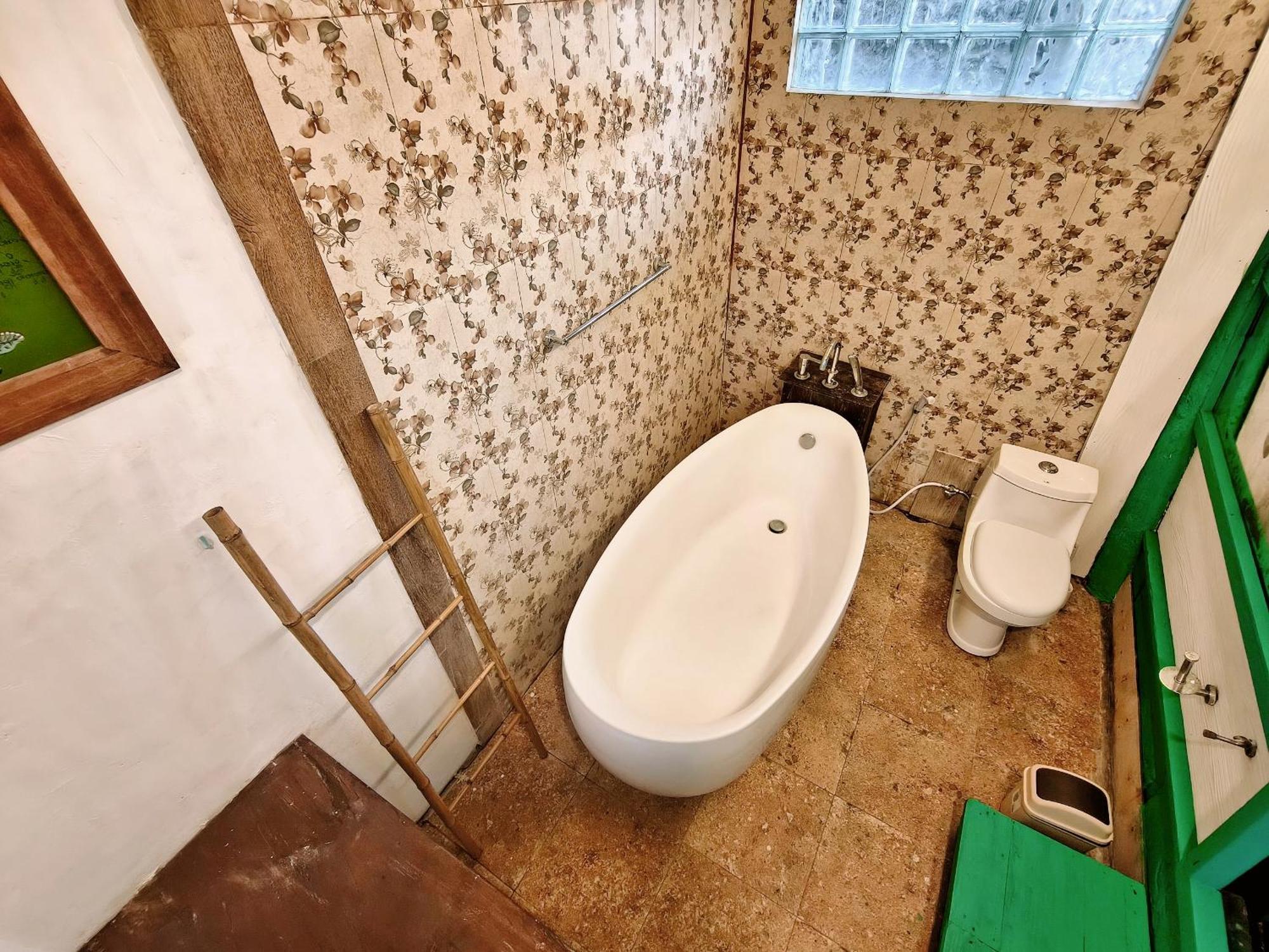 Panda Lumbung Bed & Breakfast Sanur Екстериор снимка
