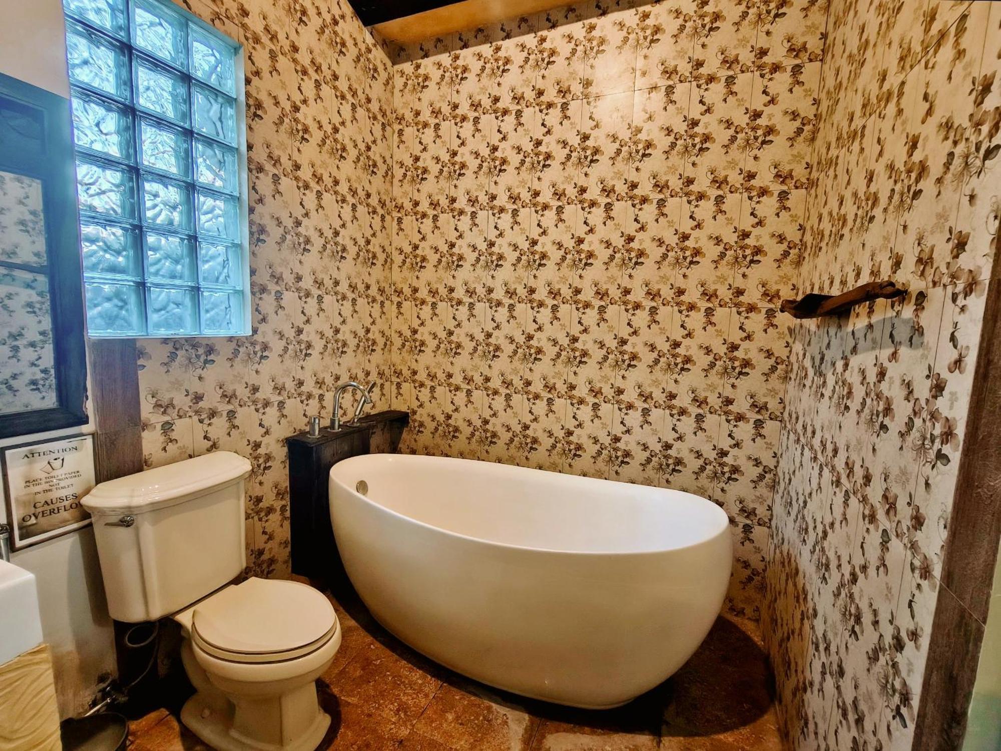 Panda Lumbung Bed & Breakfast Sanur Екстериор снимка